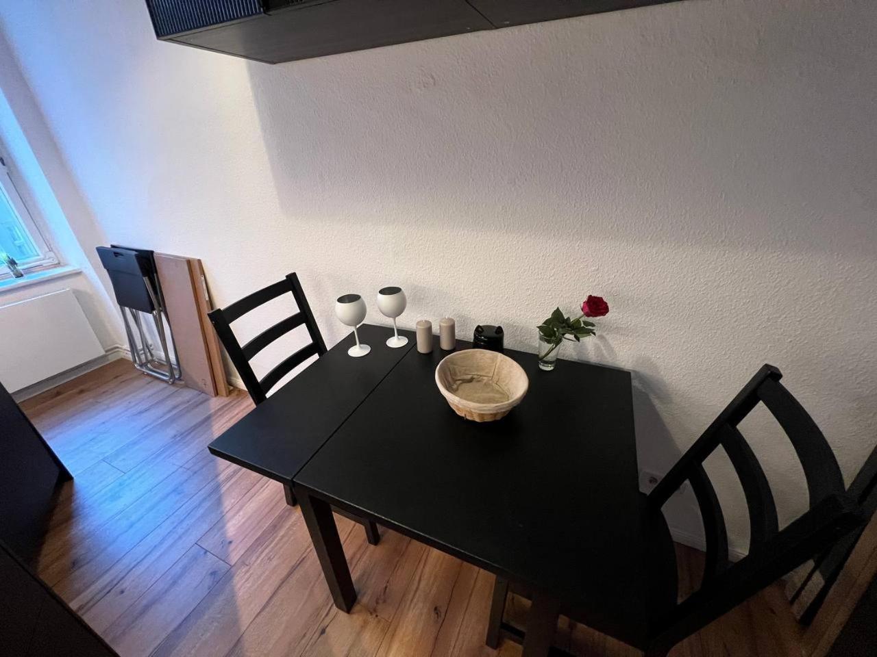 Stylish 2-Room Apartment With Balcony Next To East Side Gallery 柏林 外观 照片