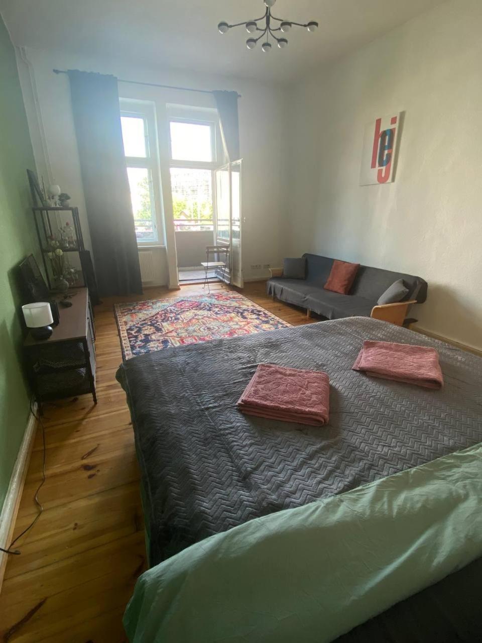Stylish 2-Room Apartment With Balcony Next To East Side Gallery 柏林 外观 照片