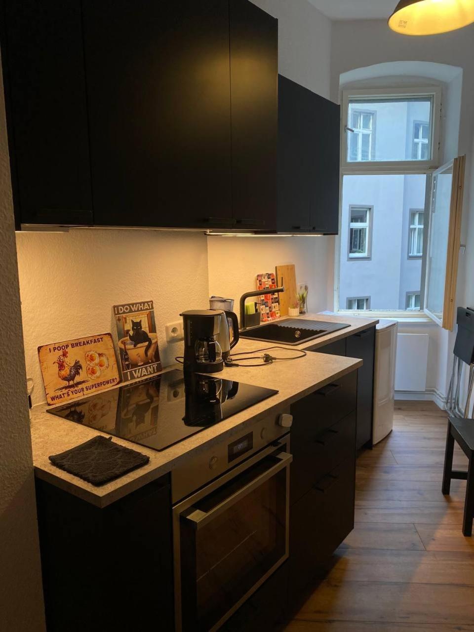 Stylish 2-Room Apartment With Balcony Next To East Side Gallery 柏林 外观 照片
